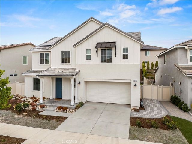 18135 Tableau Way, Saugus