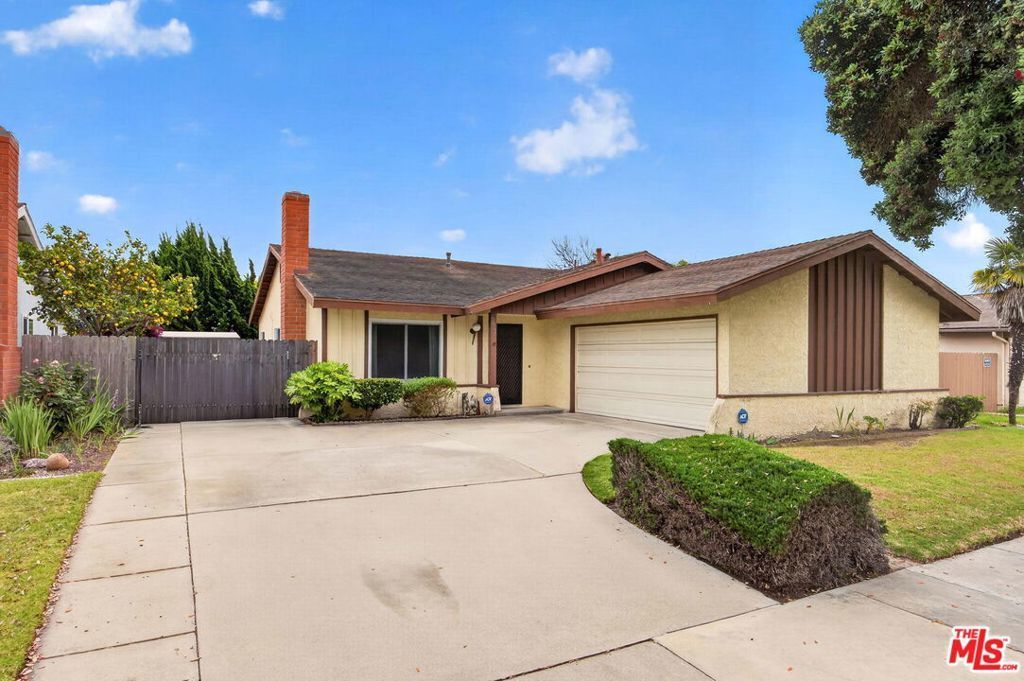3530 Via Marina Avenue, Oxnard