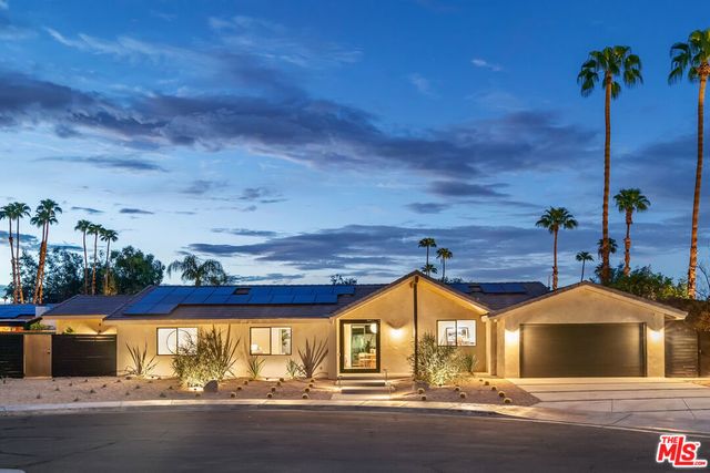 2942 E Orella Circle, Palm Springs