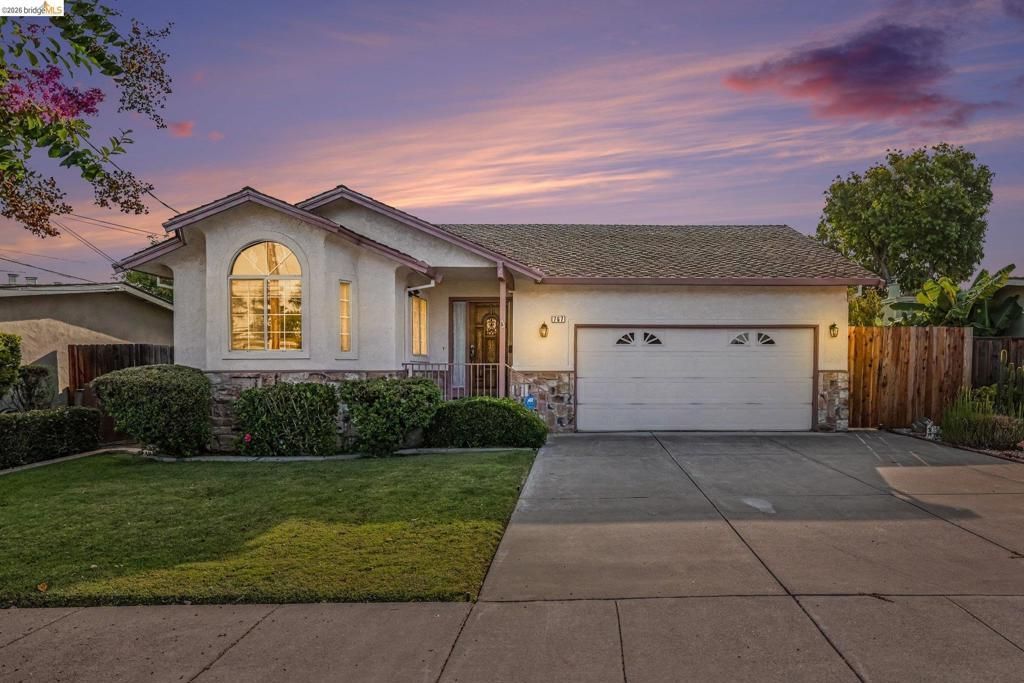 767 Lincoln Ave, Brentwood