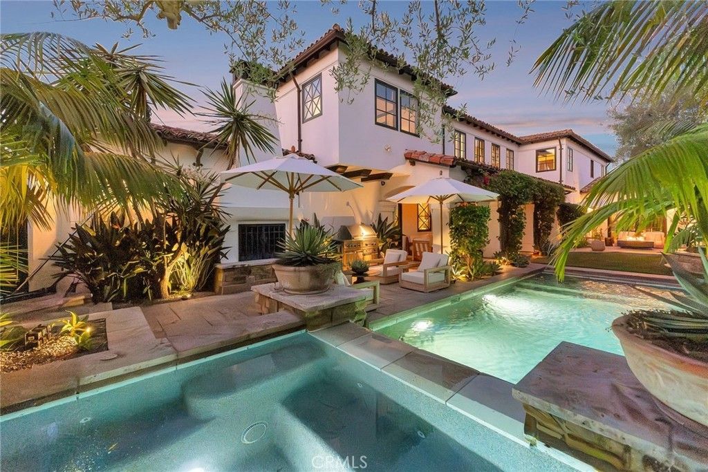293 Saint Joseph Avenue, Long Beach