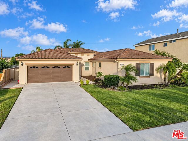 17886 Robusta Drive, Riverside