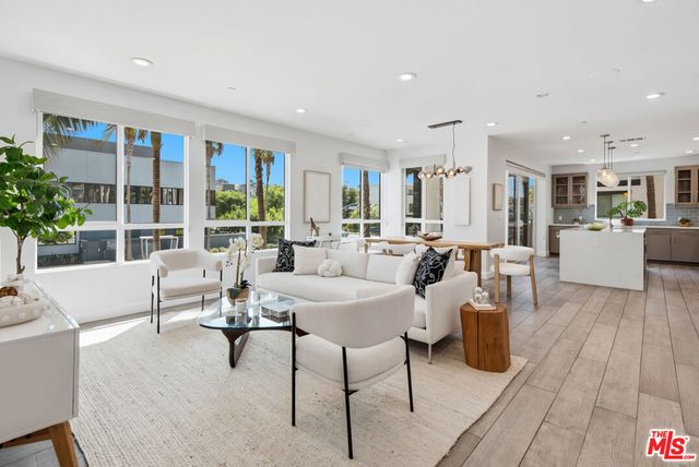 12550 W Fielding Circle # 2, Playa Vista