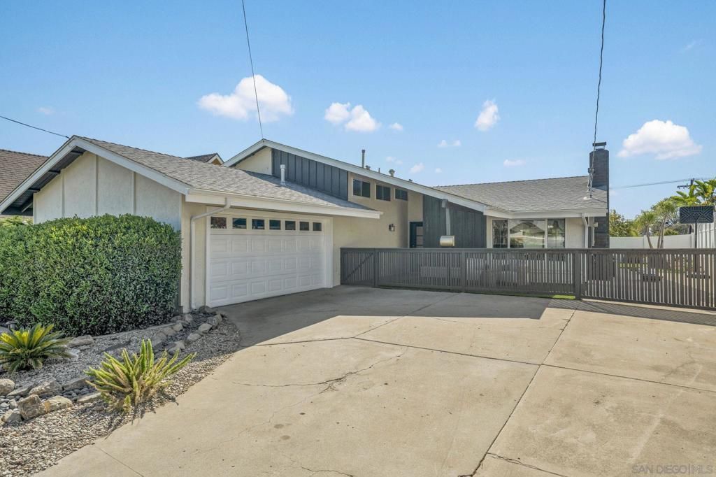 6248 Spruce Lake Ave, San Diego