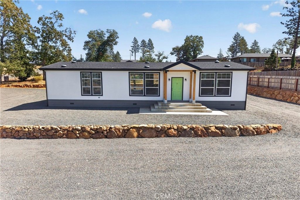1166 Wagstaff, Paradise
