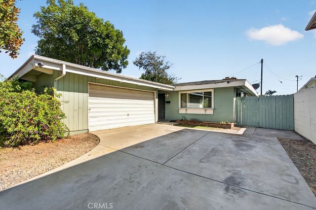2006 Nutwood Avenue, Fullerton