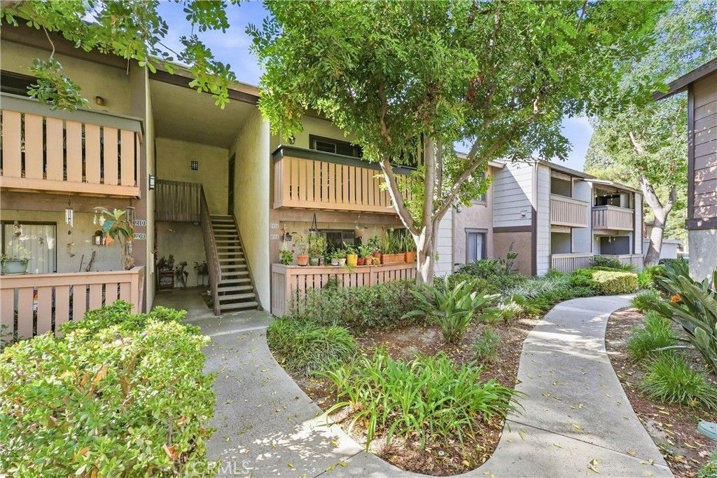 20702 El Toro Rd # 212, Lake Forest