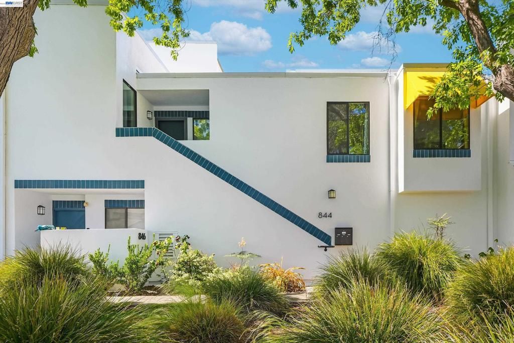 844 Balboa Ln, Foster City
