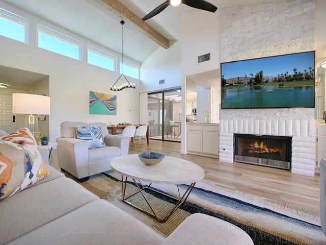 312 S Sierra Madre S, Palm Desert
