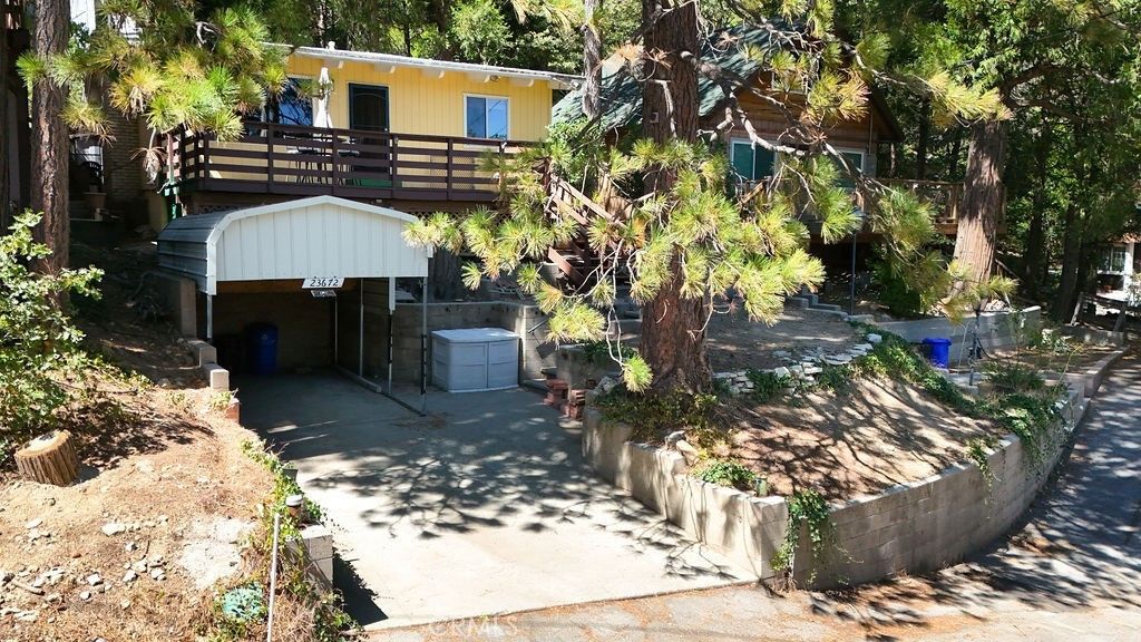 23672 Rocky Dell, Crestline