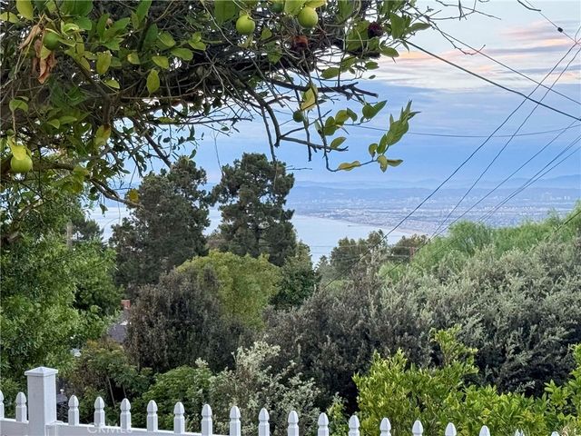 26935 Whitestone, Rancho Palos Verdes