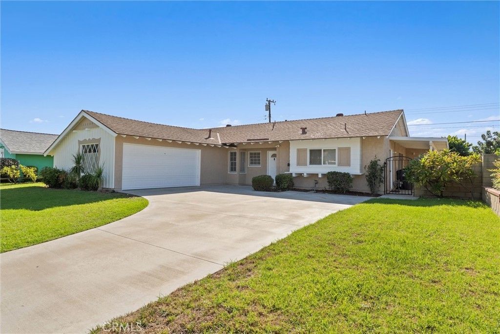11271 Cherry Street, Los Alamitos
