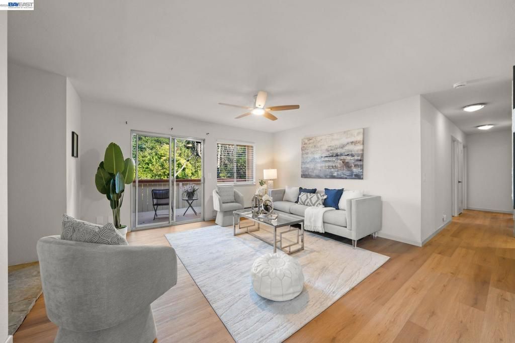 957 Cheryl Ann Cir # 15, Hayward