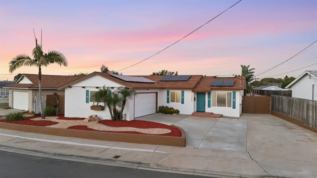 5241 Jamestown, San Diego