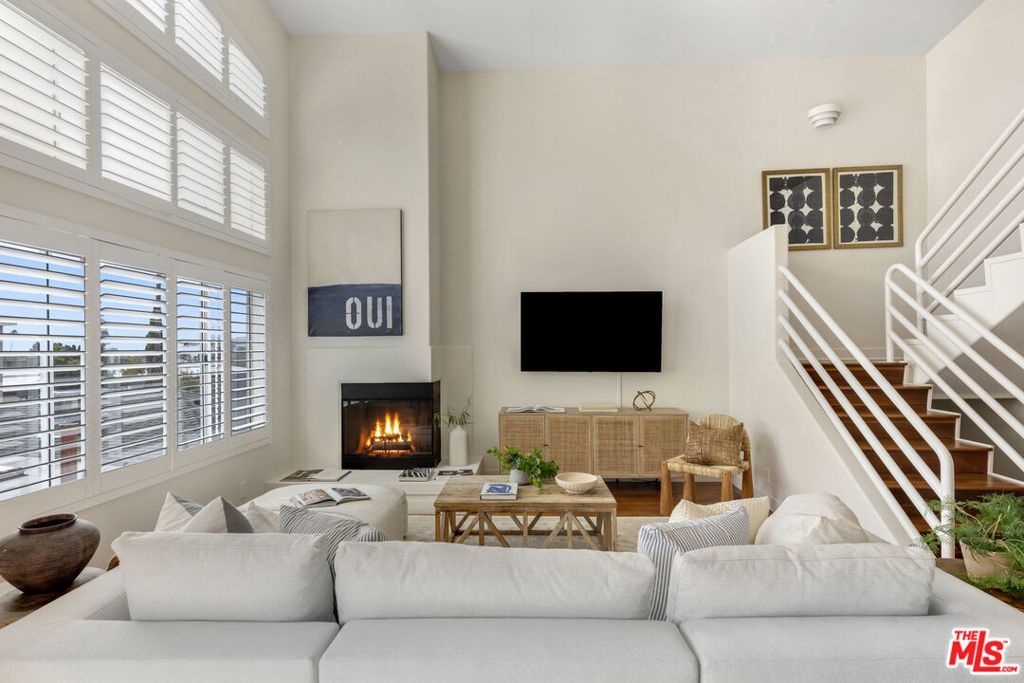 1214 14th Street # 203, Santa Monica