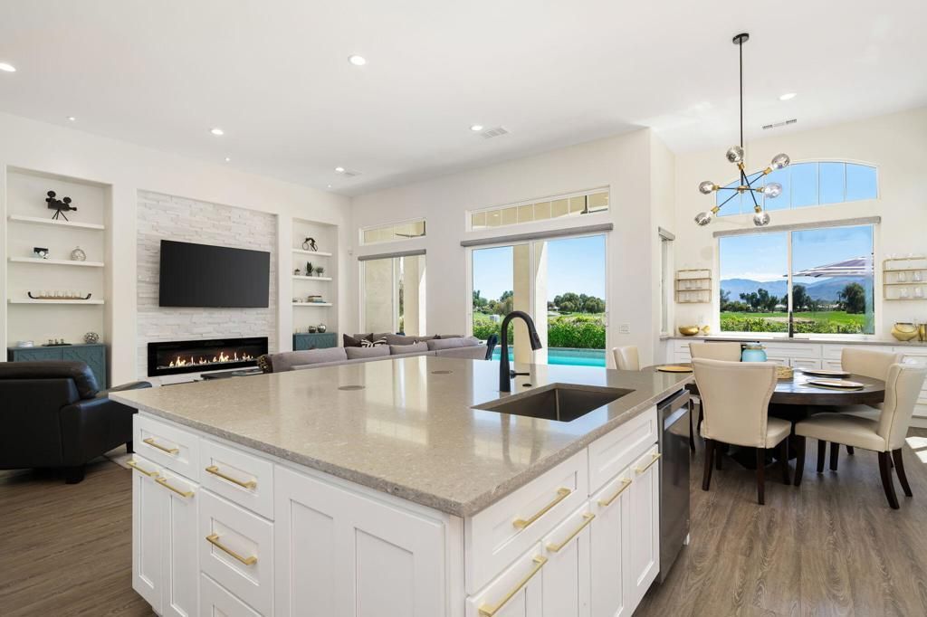 71 Via Las Flores, Rancho Mirage