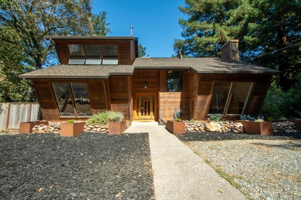 17368 Melody Lane, Los Gatos