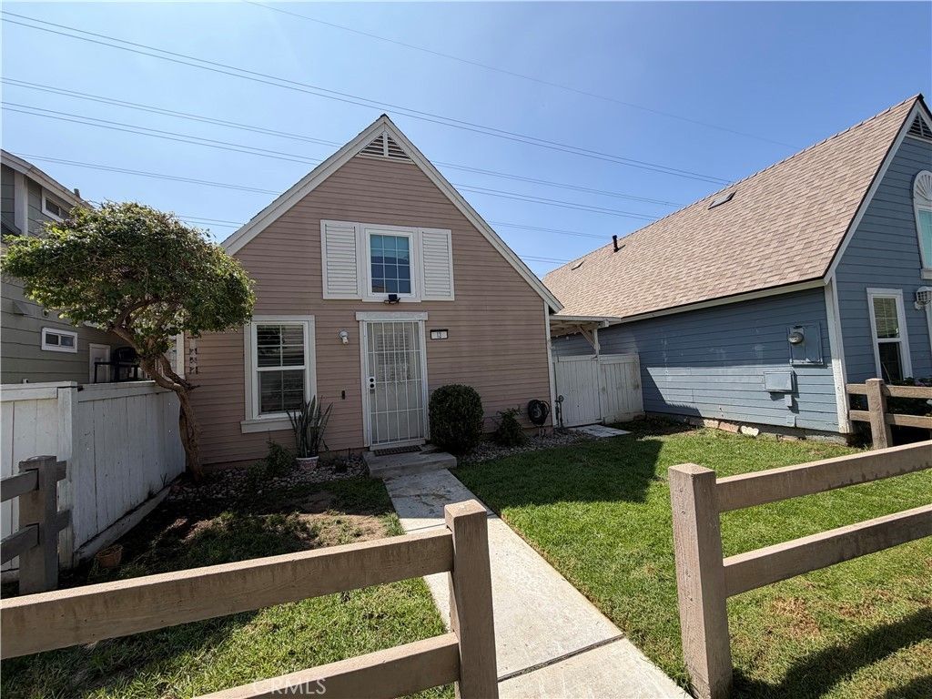 14515 Woodland # 13, Fontana