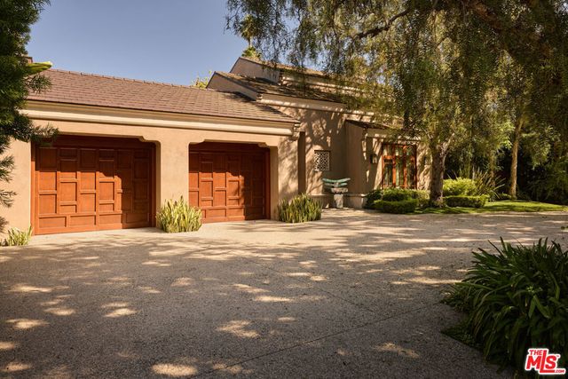 414 Lomond Avenue, Los Angeles