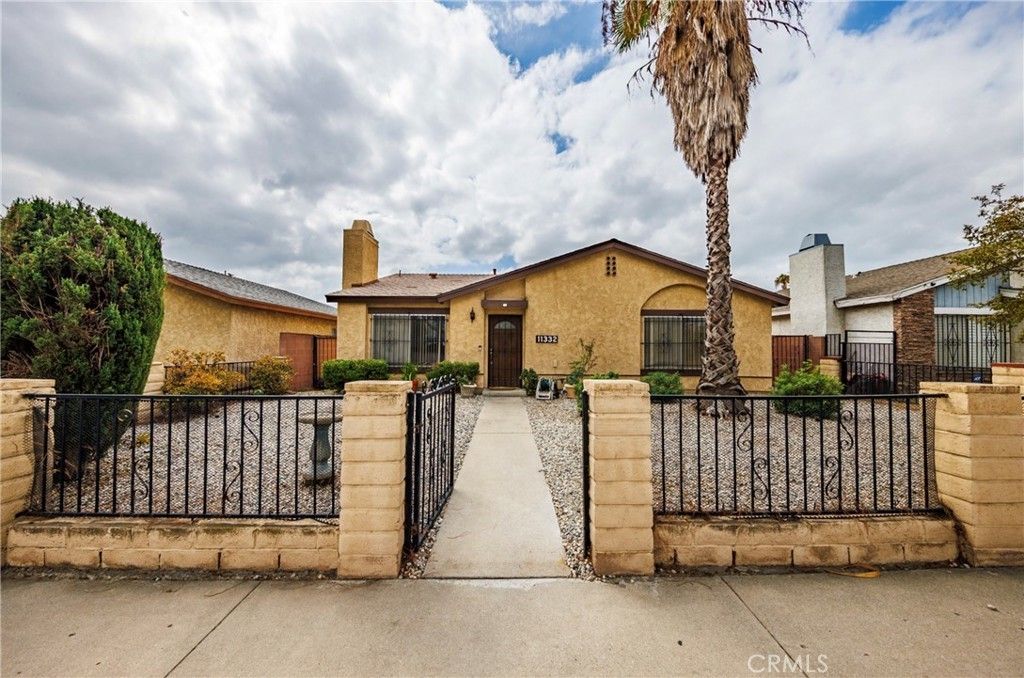 11332 Strathern, Sun Valley