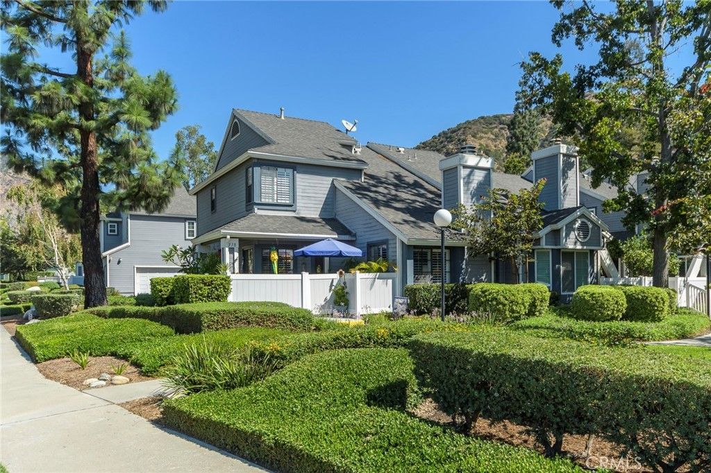 338 Monroe Ct, Azusa