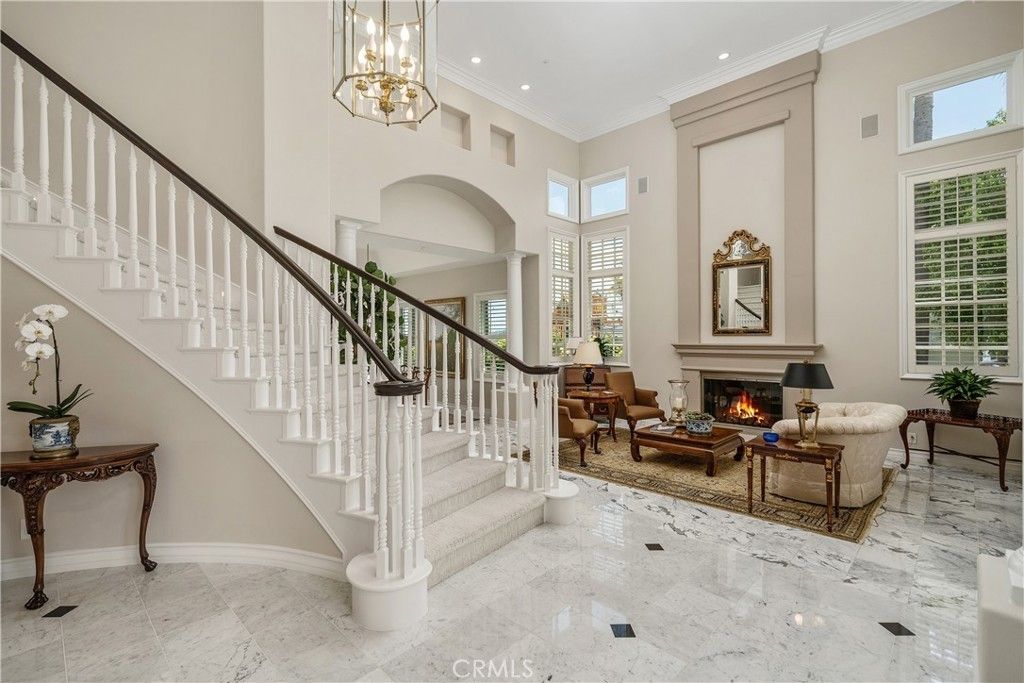 24918 Vista Verenda, Woodland Hills