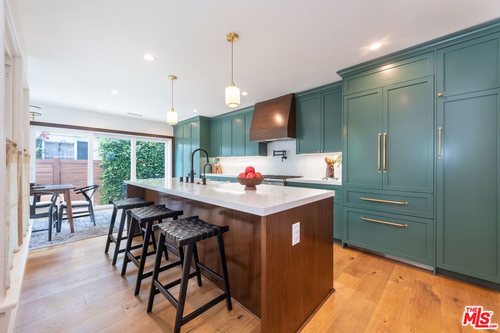 11373 Homedale Street, Los Angeles