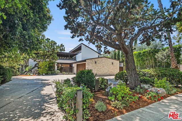 515 N Roxbury Drive, Beverly Hills