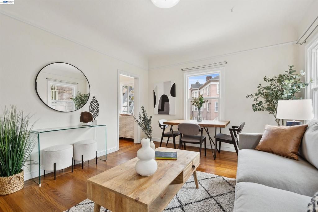 1438 Lakeshore Ave # 6, Oakland
