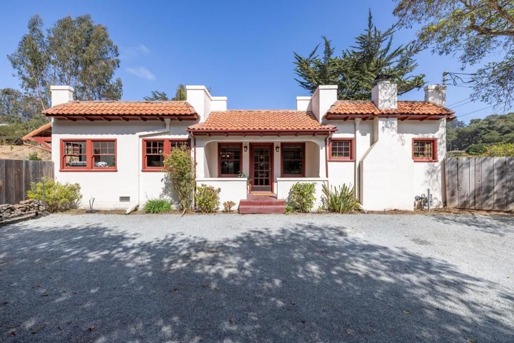 73 Echo Valley Road, Salinas
