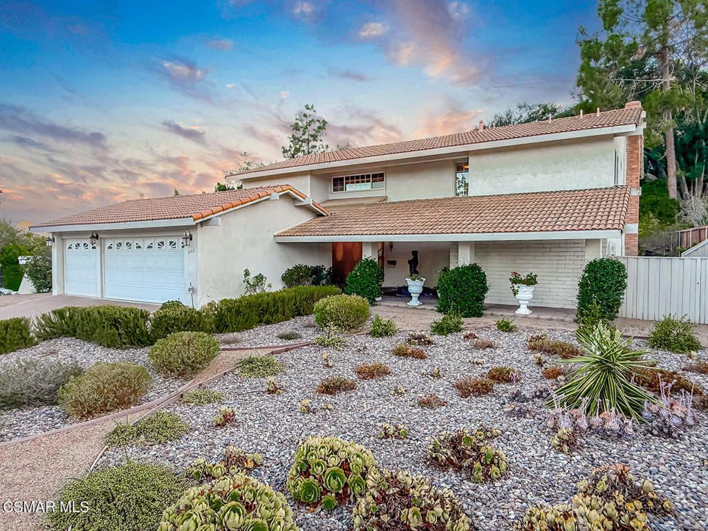 1902 Stonesgate Street, Westlake Village