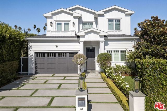 926 S Gretna Green, Los Angeles