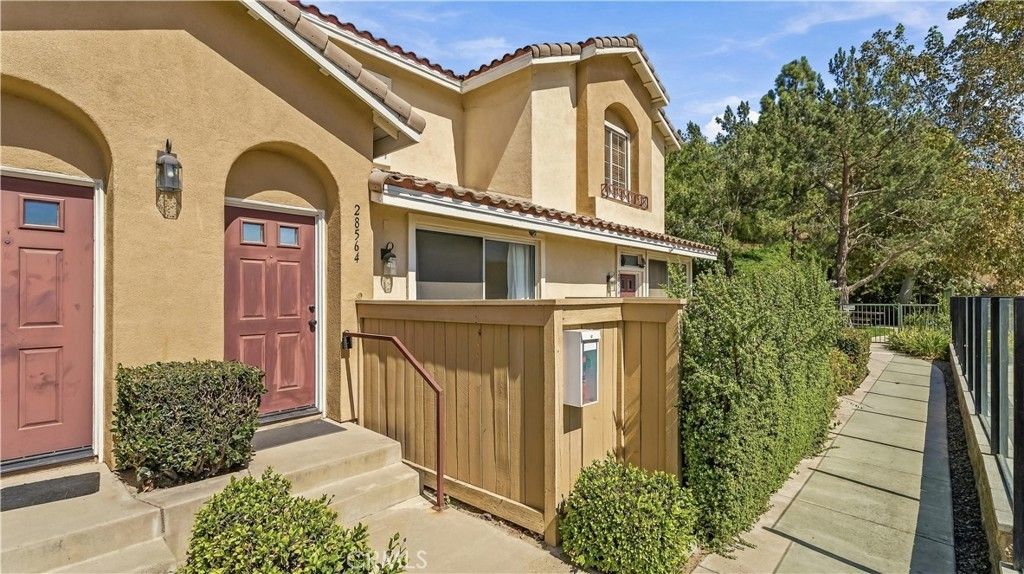 28564 Sorano, Trabuco Canyon