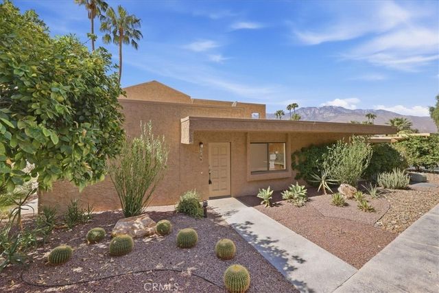 5798 Los Coyotes Drive, Palm Springs