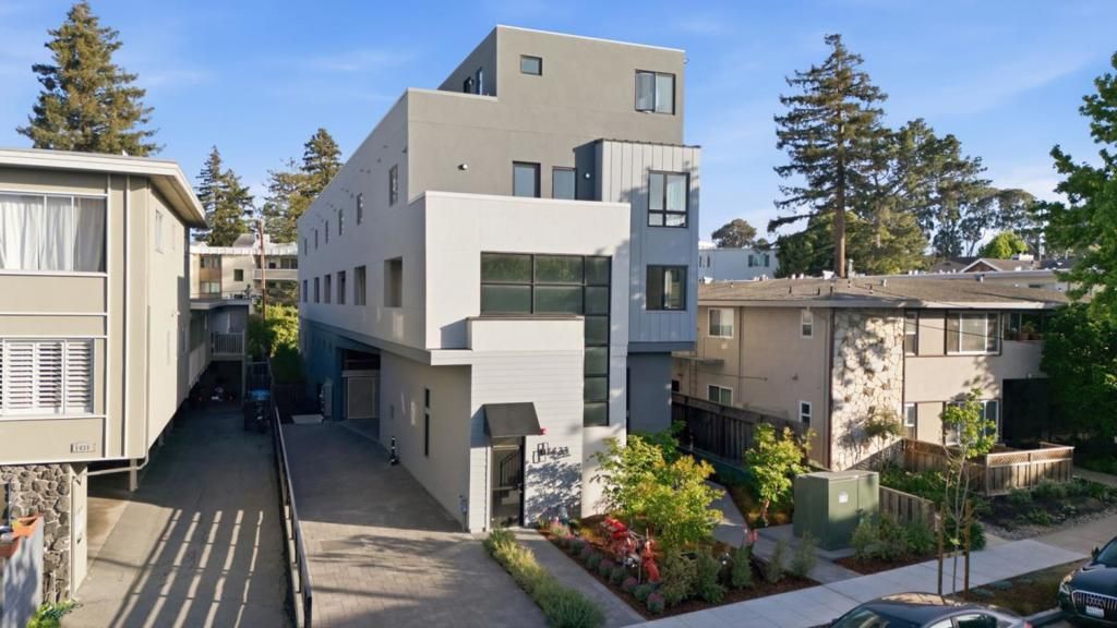 1433 Floribunda Avenue # 3, Burlingame