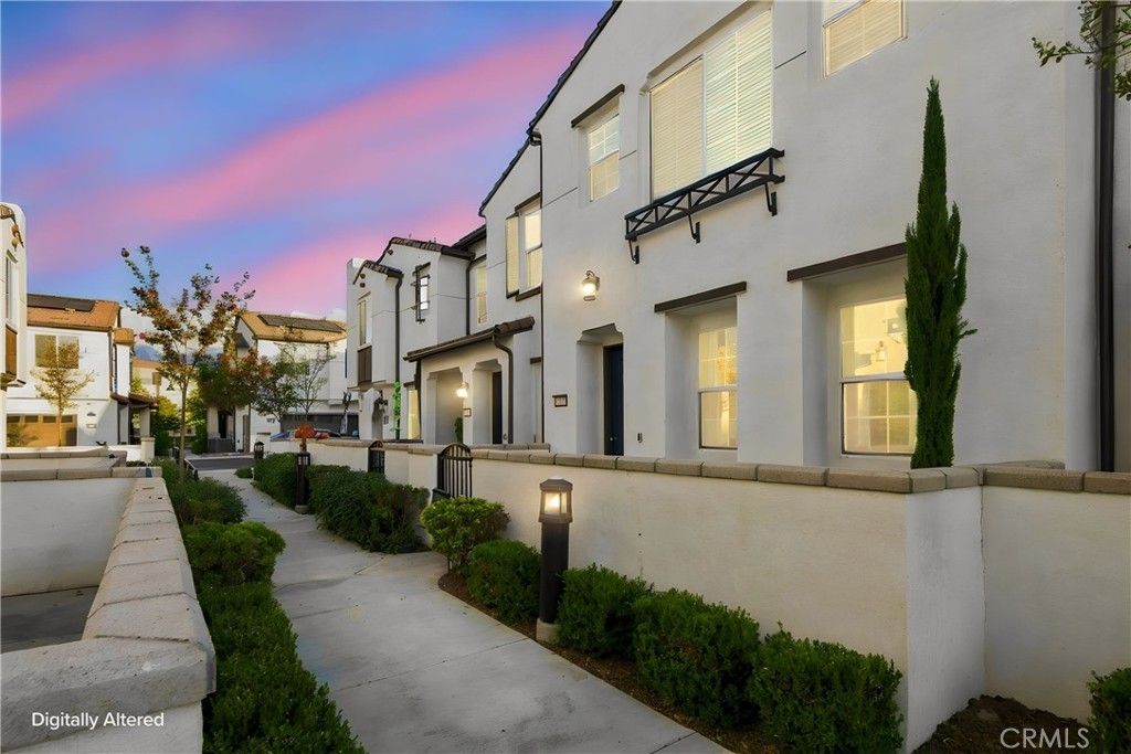 30470 Capetown, Menifee