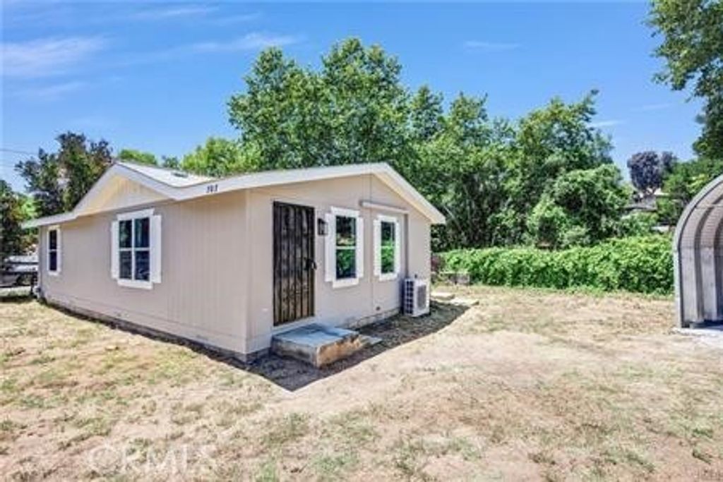 707 Silverbrook, El Cajon