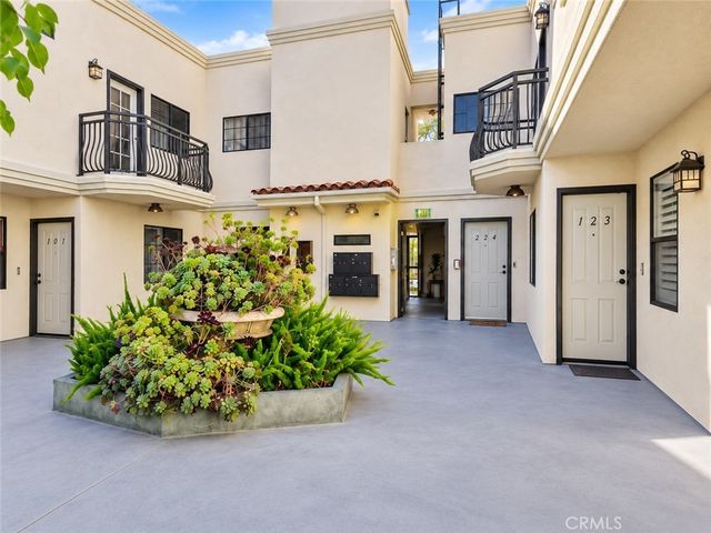 10894 Olinda Street # 123, Sun Valley