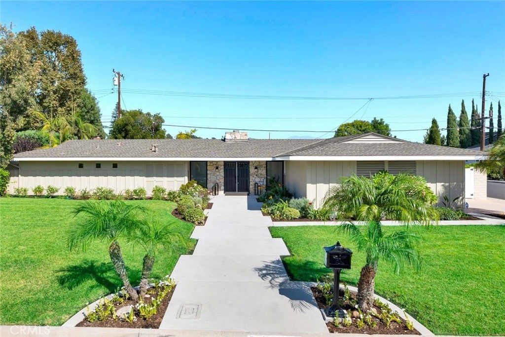13232 Sandhurst Place, Santa Ana