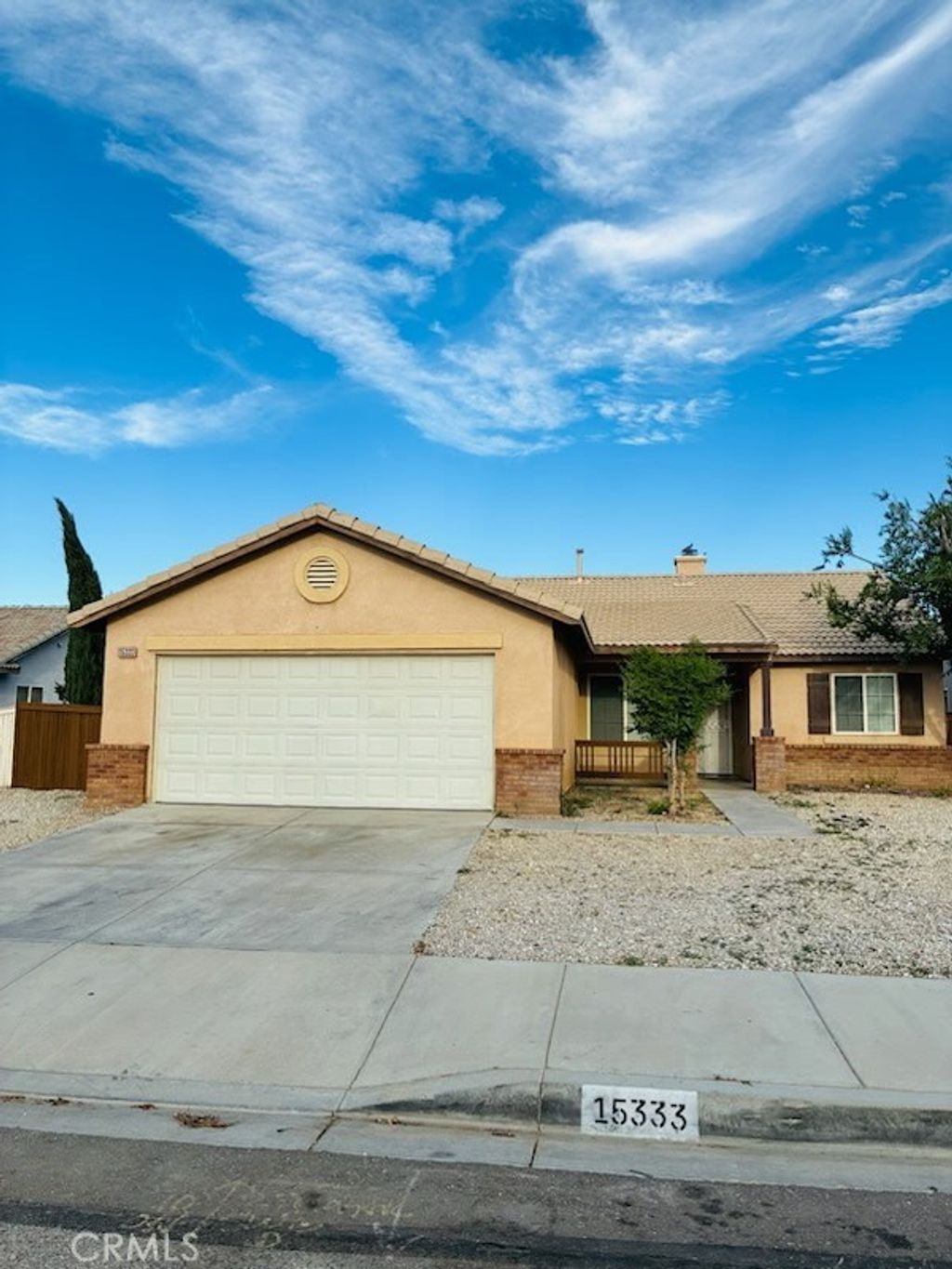 15333 Ross, Adelanto