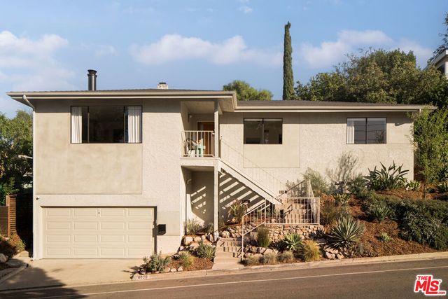 4020 Division Street, Los Angeles