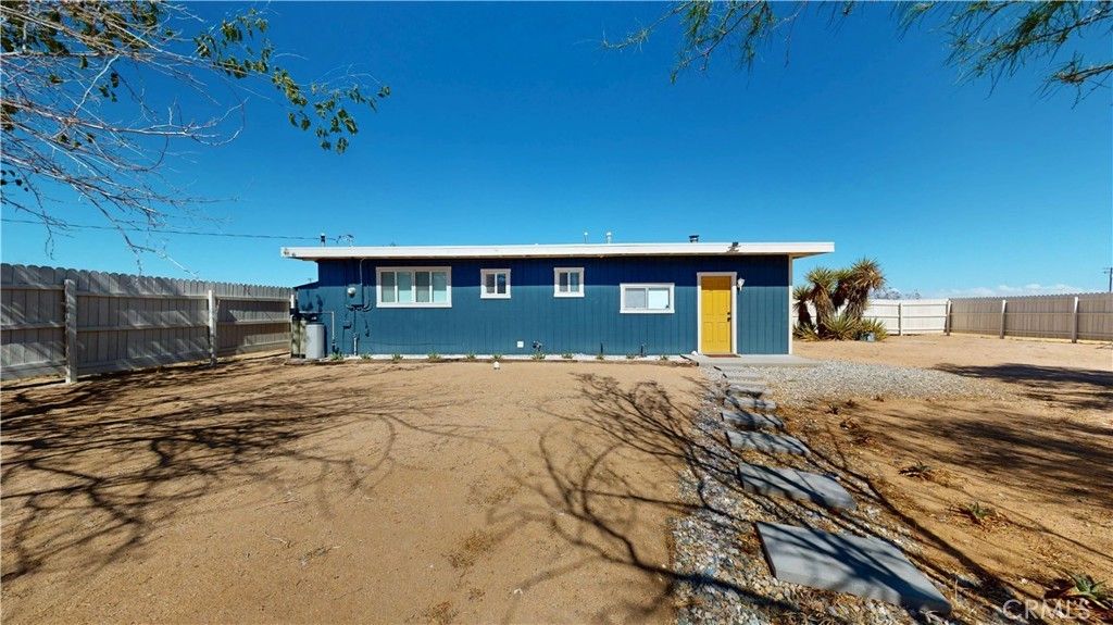 829 Cambria, Yucca Valley