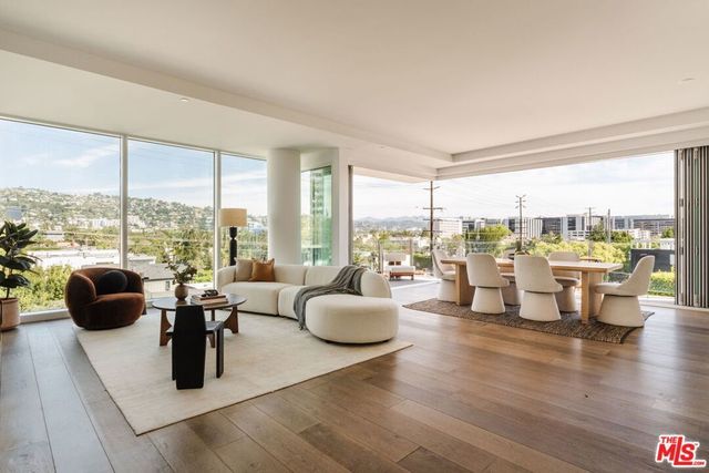9000 W 3rd Street # 403, Los Angeles
