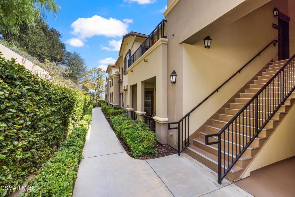 493 Country Club Drive # 228, Simi Valley