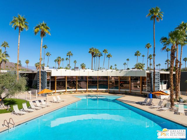 1111 E Palm Canyon Drive # 307, Palm Springs