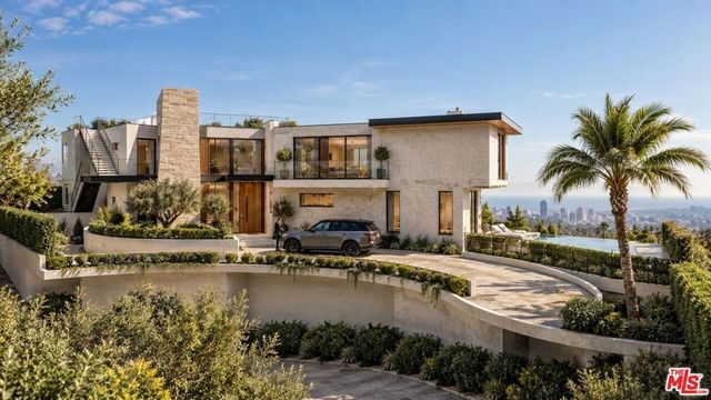 821 Glenmere Way, Los Angeles