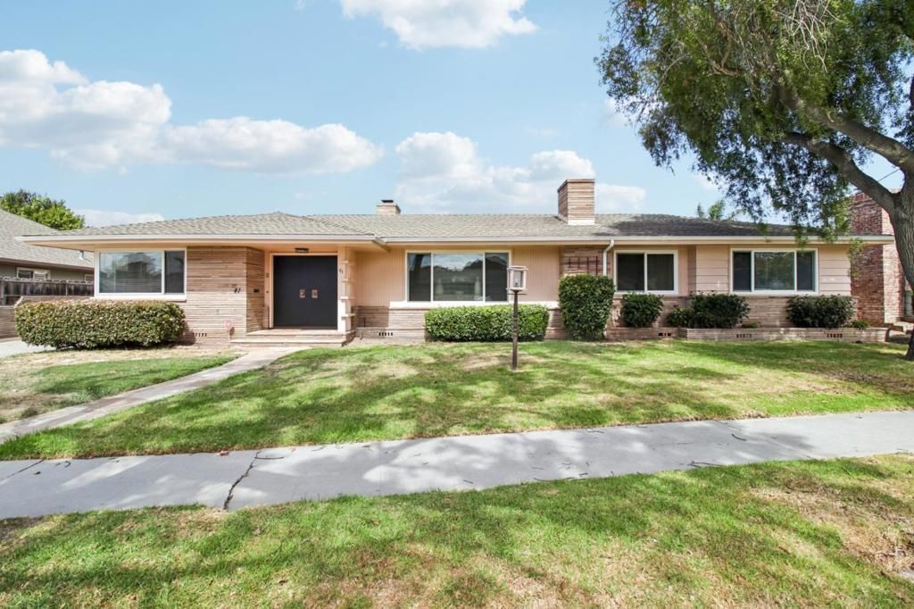 41 San Carlos Drive, Salinas