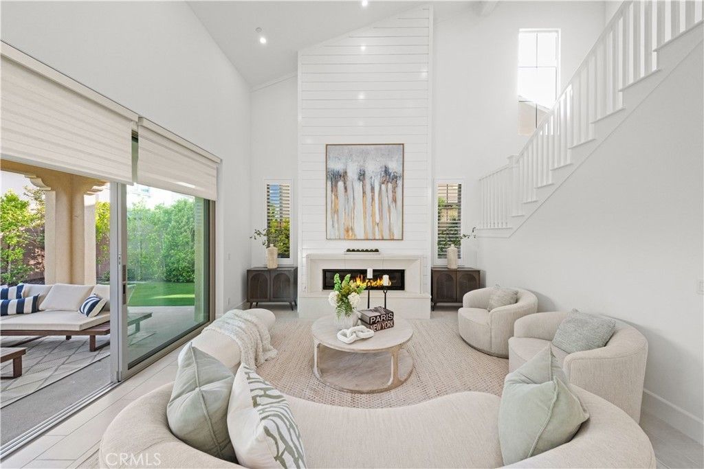 134 Bozeman, Irvine