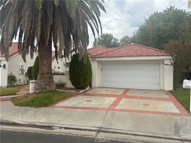 24604 Varese Court, Valencia