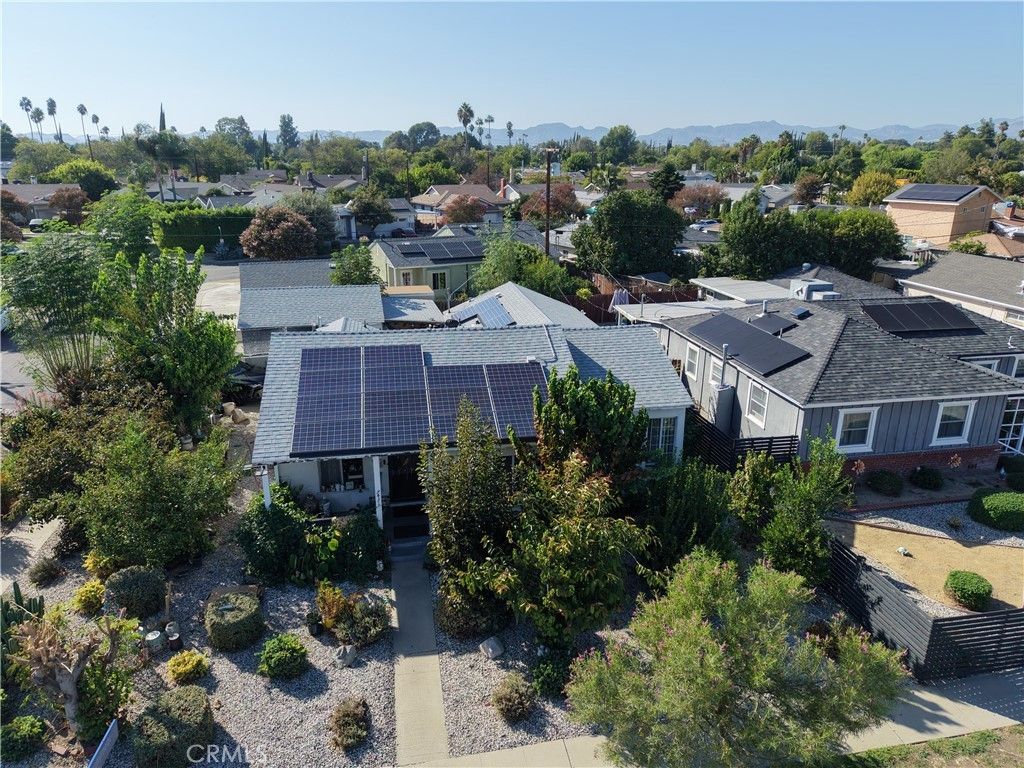 7431 Topeka Drive, Reseda